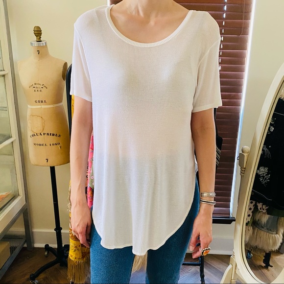 Joah Brown Tops - ♥️ Joah Brown ♥️ White Tee